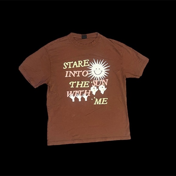 L brown COTTON ON GARMENTS “stare into the sun with me” T-Shirt - Picture 1 of 2